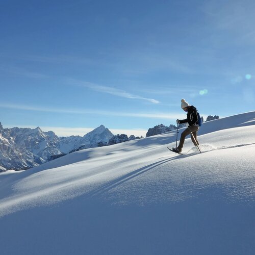 Snowshoeing Cortina Credits Guidedolomiti.com (6)