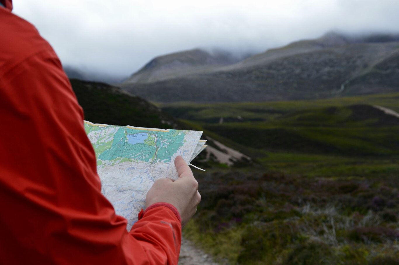 A step-by-step guide to planning a fun but safe mountain hike