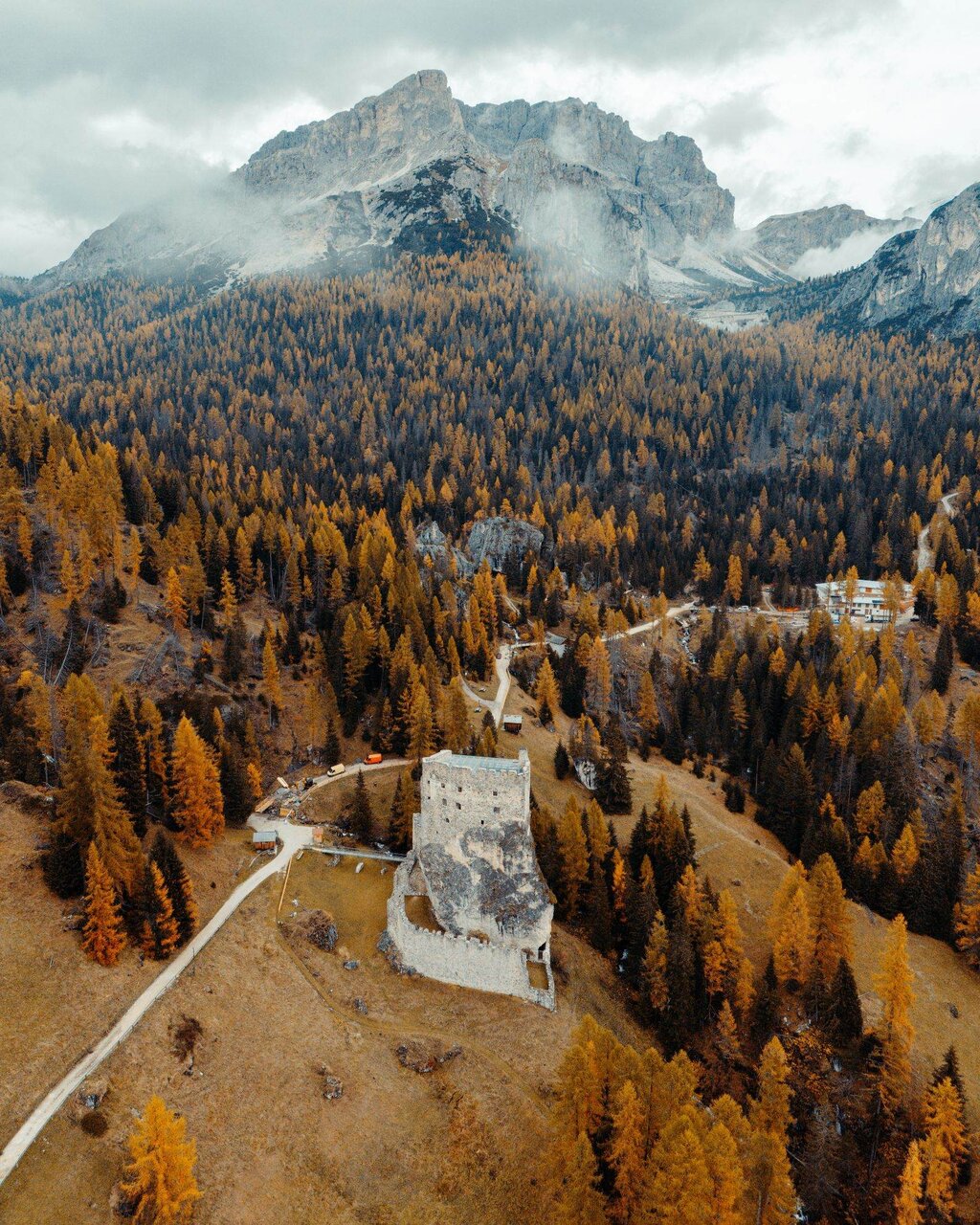 Andraz - Arabba - Autunno | © Creators - Archivio Dmo Dolomiti Bellunesi Andraz   Autunno   Creators.jpg | © Creators - Archivio Dmo Dolomiti Bellunesi