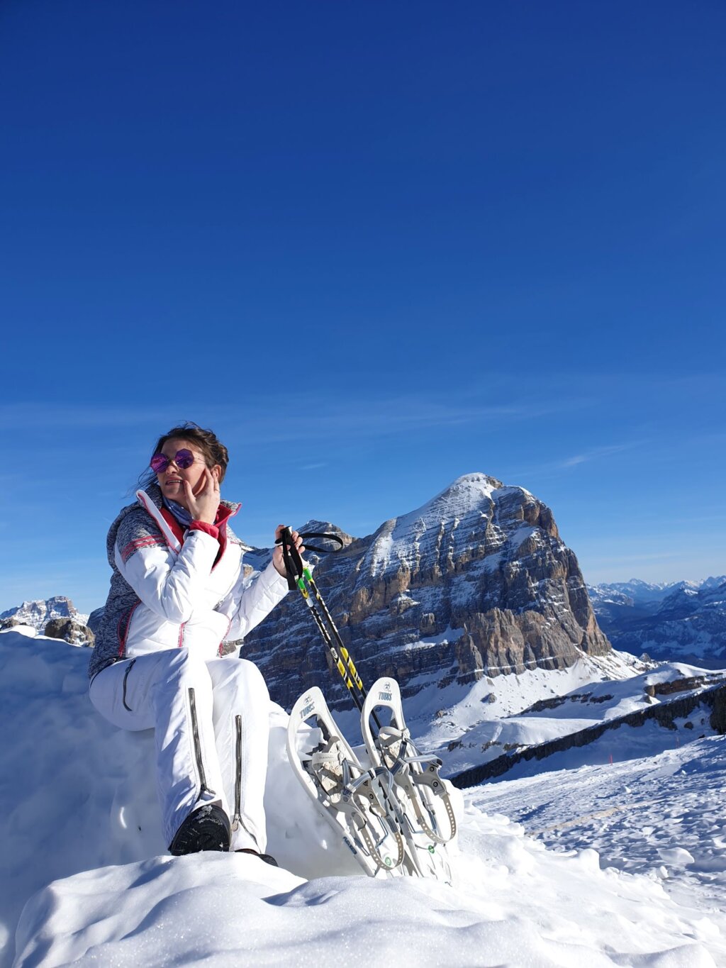 Snowshoeing Credits Cortina Marketing (3)