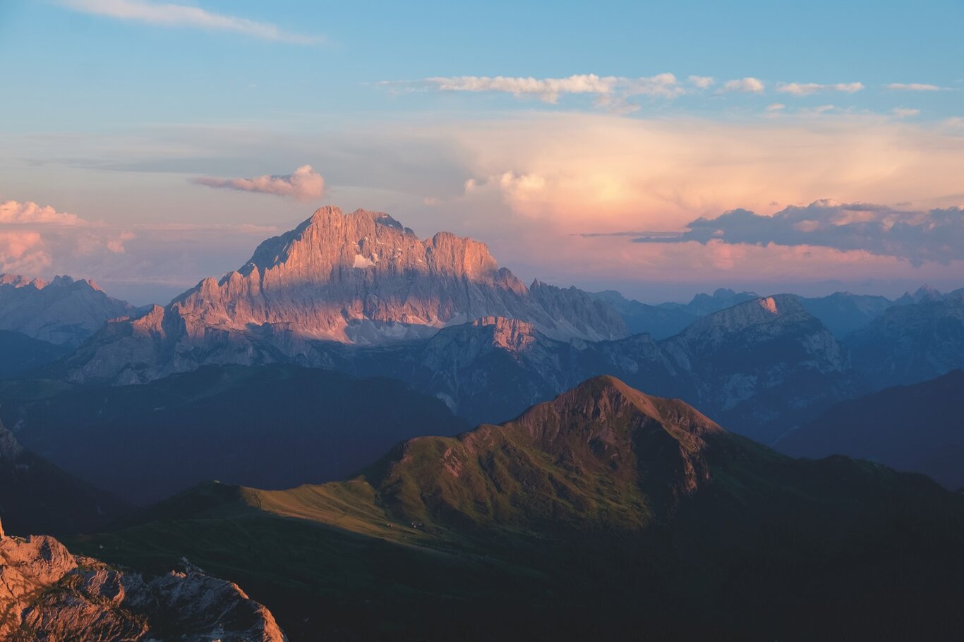 Dino Buzzati Und Seine Berge