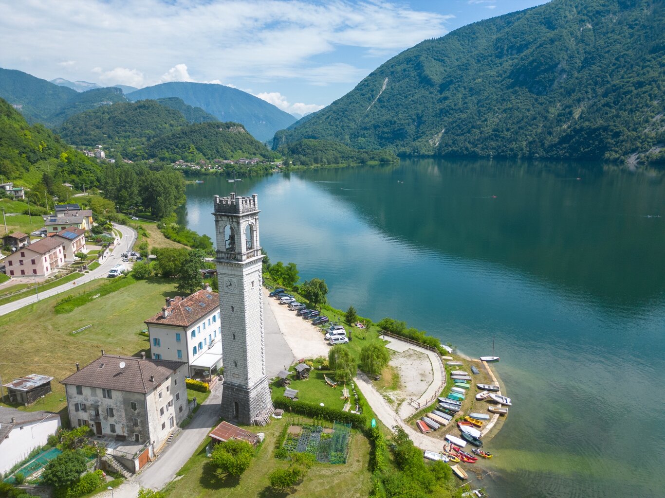 Lago Del Corlo