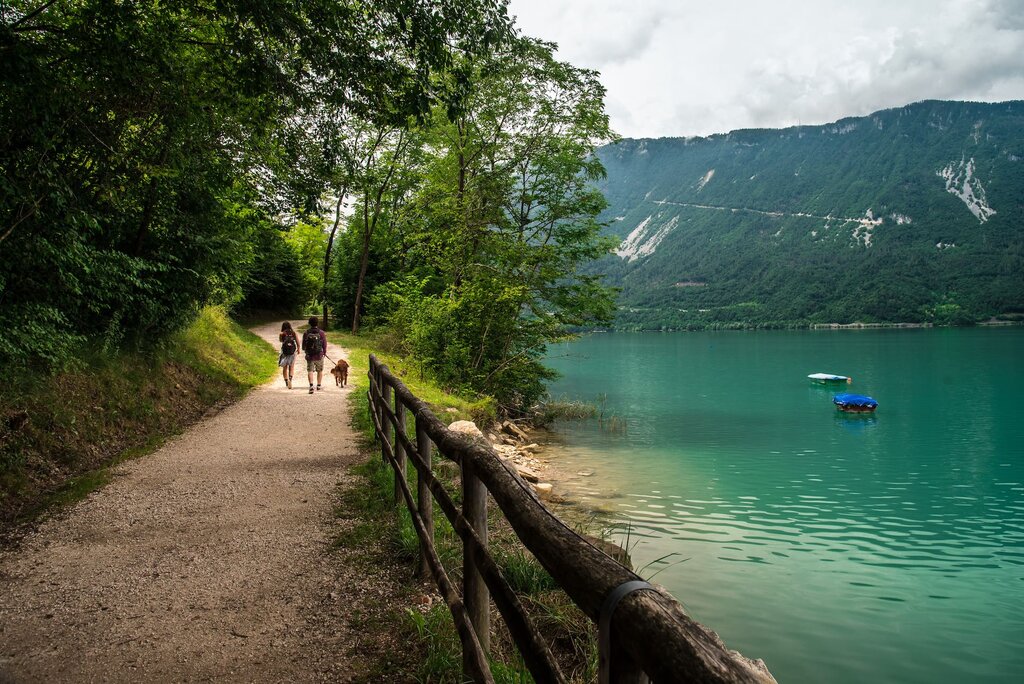 Veneto Lago Santa Croce Alpago LUC 3969