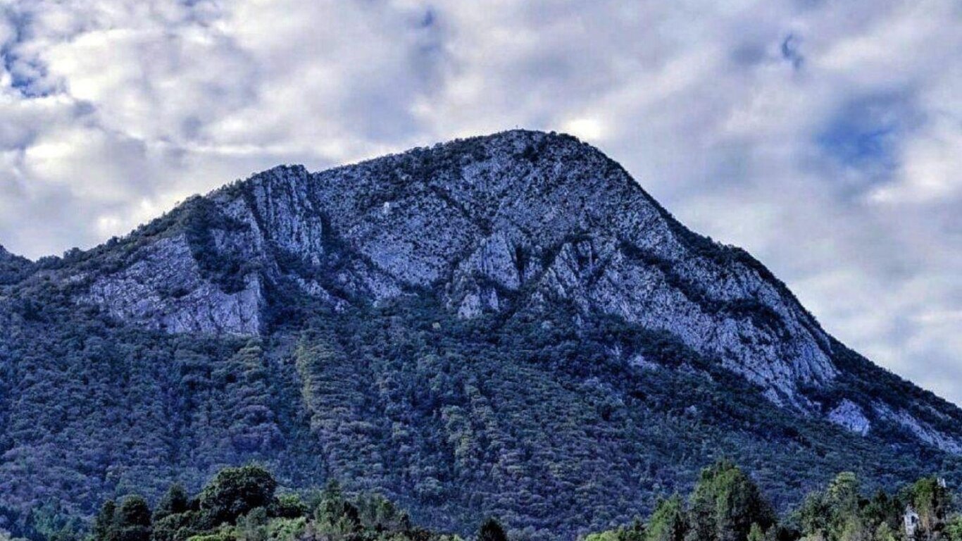 Monte_Sperone