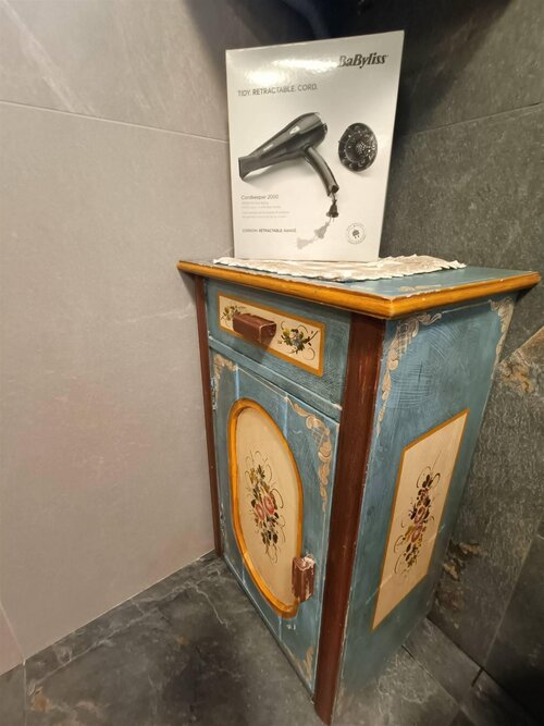 DETTAGLIO PHON