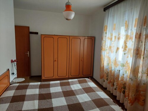 camera 1