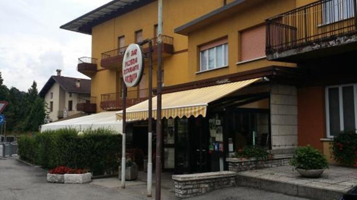 Esterno Albergo Dolomiti Esterno Albergo Dolomiti