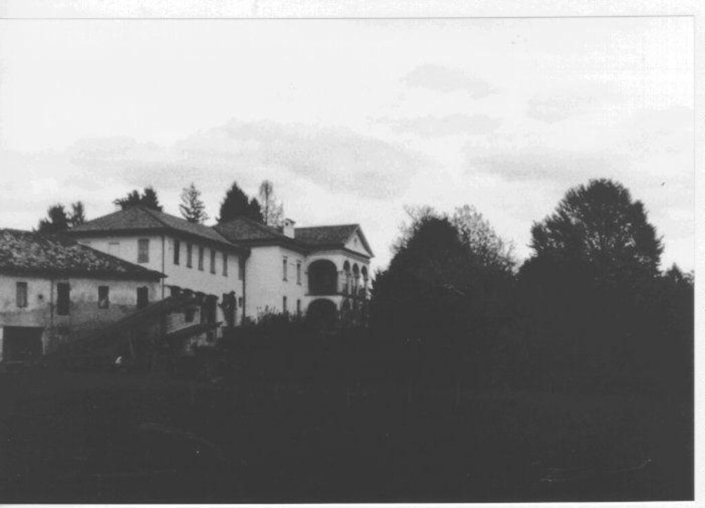 Annesso rustico di Villa Buzzati ora Ferrante_03