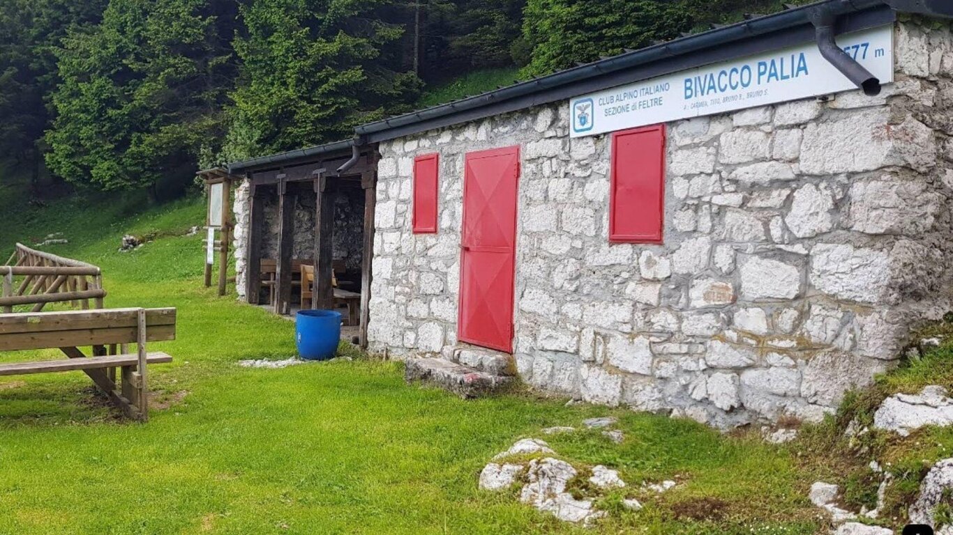 Bivacco Palia facciata