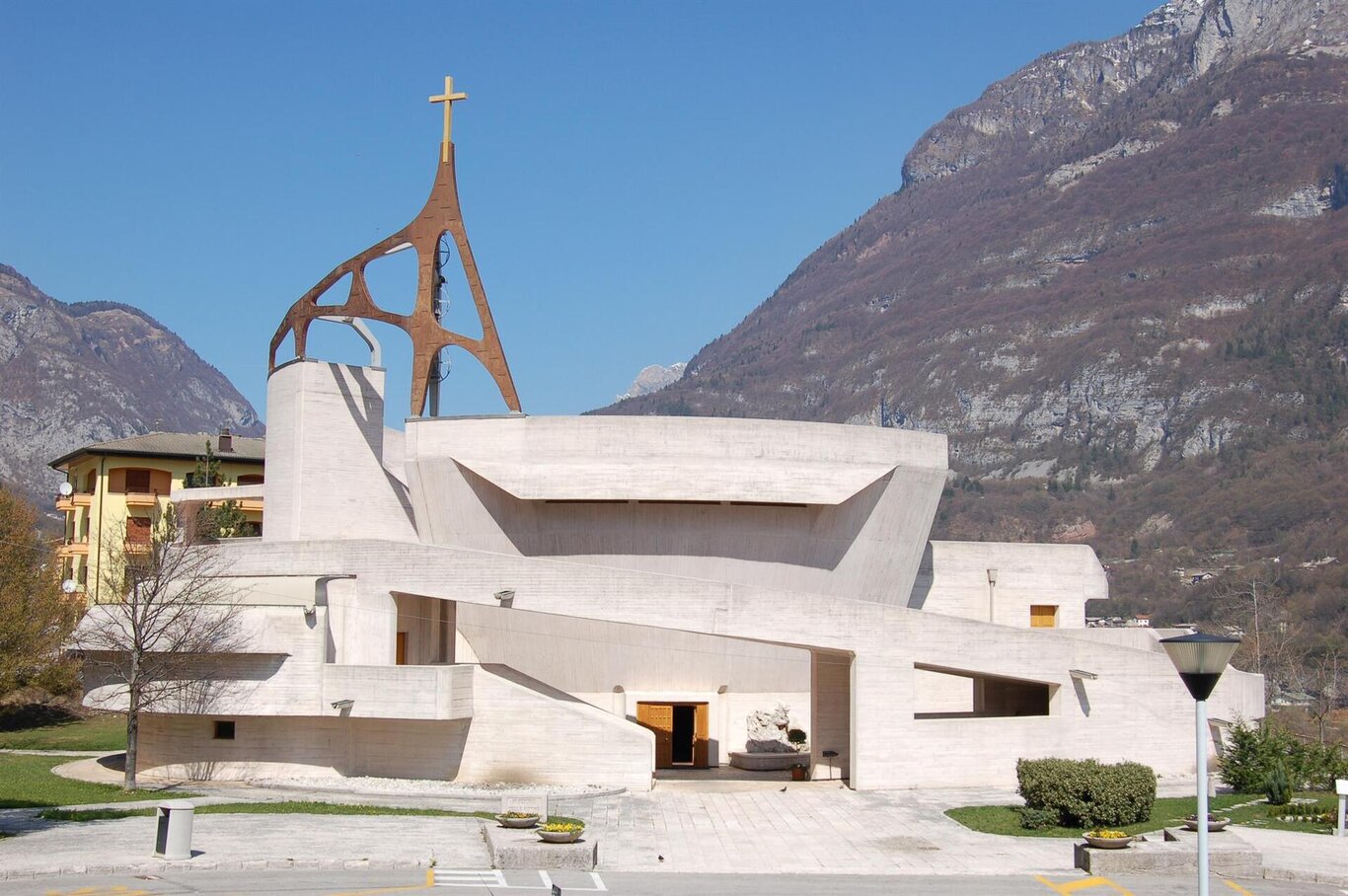 Chiesa1
