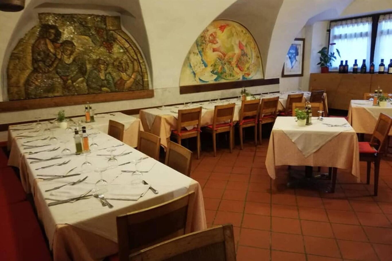 Interno osteria Interno osteria