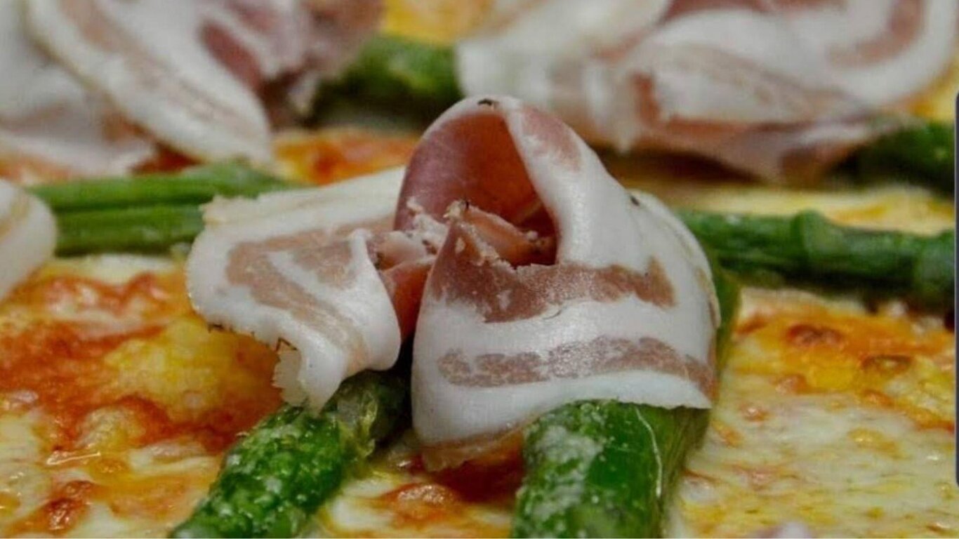 Pizzeria Al Piacere pizza Pizzeria Al Piacere pizza