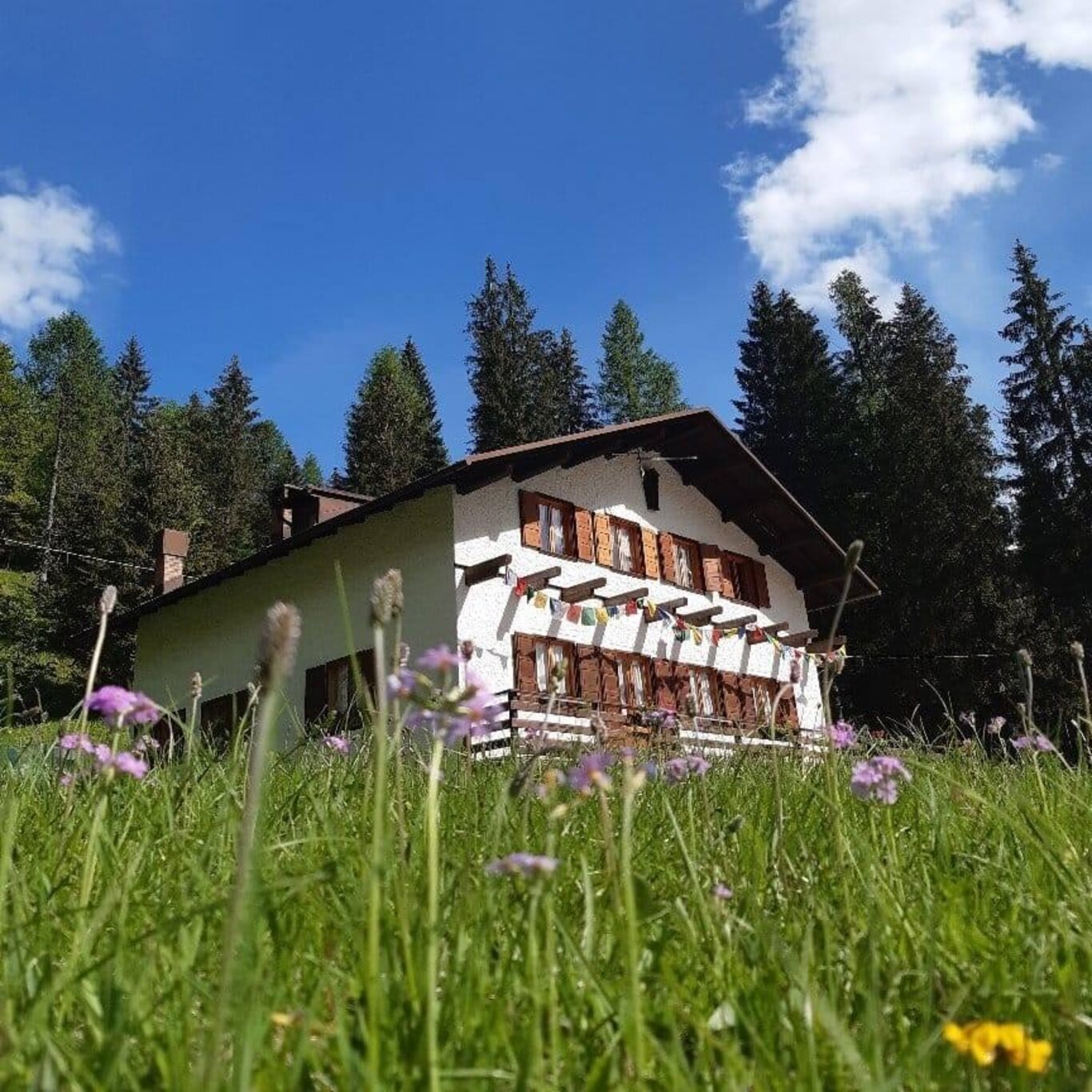 rifugio l'agazon rifugio l'agazon