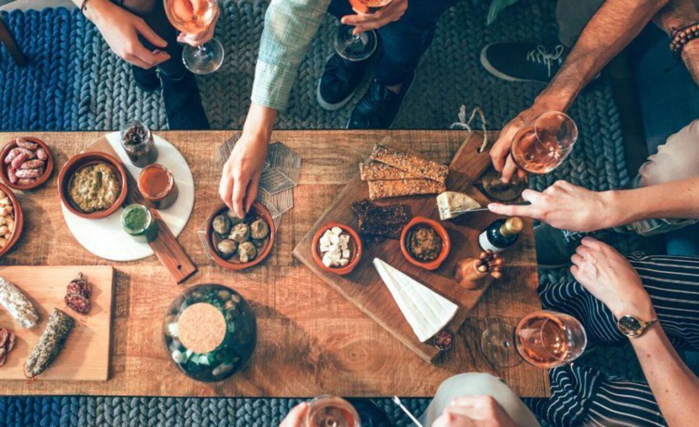 apericena con gruppo Mely