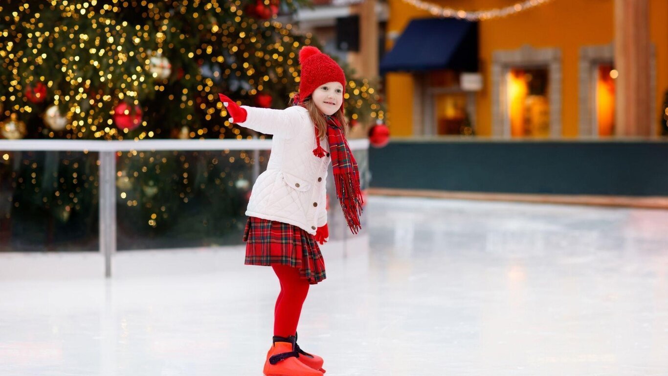 Bambina che pattina