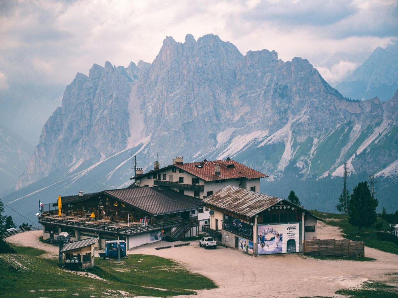 Rifugio-Faloria-and-Mt-Pomagagnon