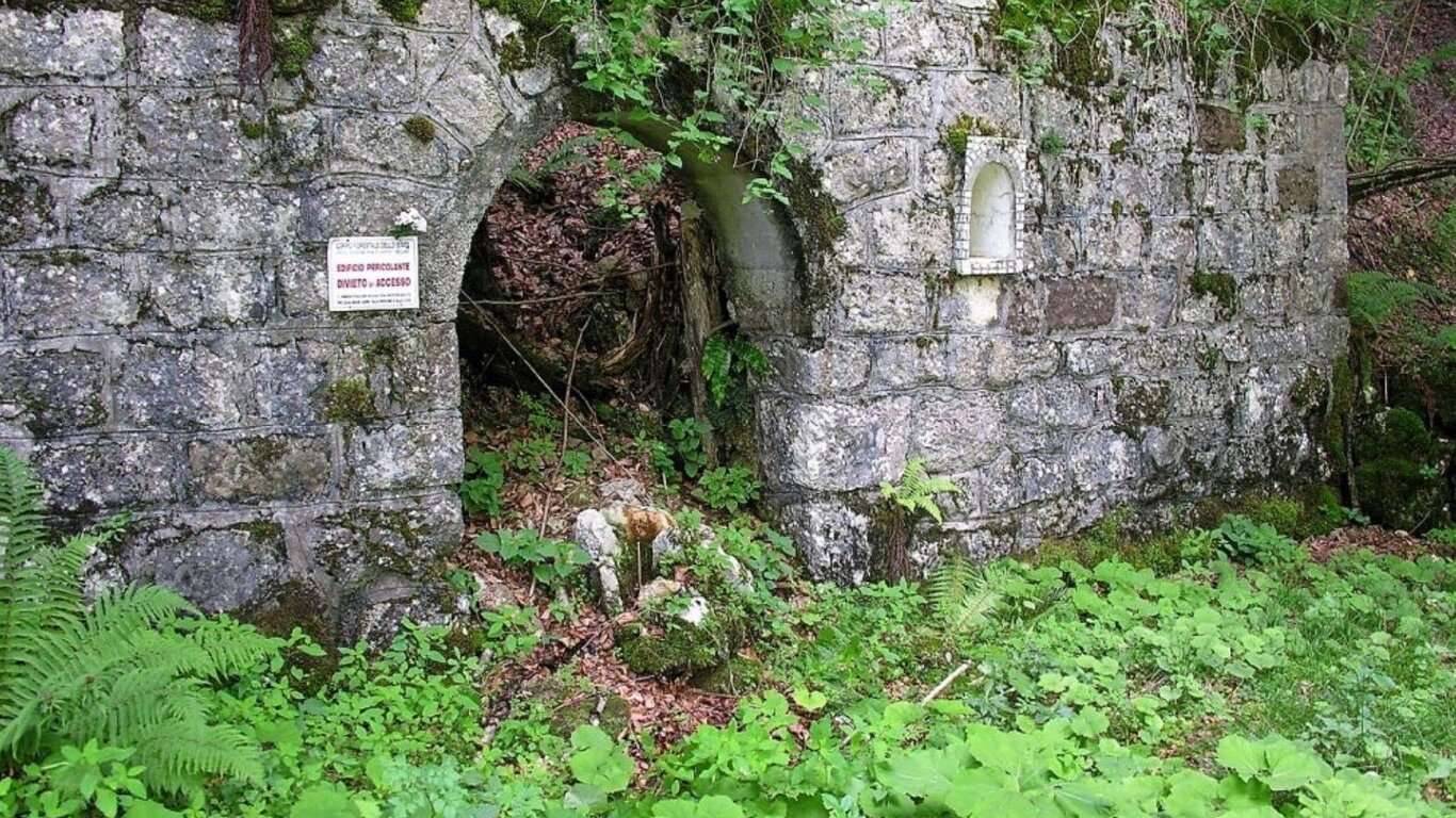 LA STORIA MINERARIA LUNGO L’ALTA VALLE DEL MIS LA STORIA MINERARIA LUNGO L’ALTA VALLE DEL MIS