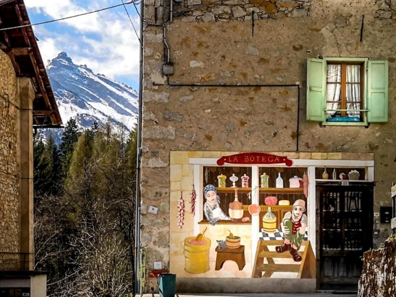 Gustando tra i Murales viventi