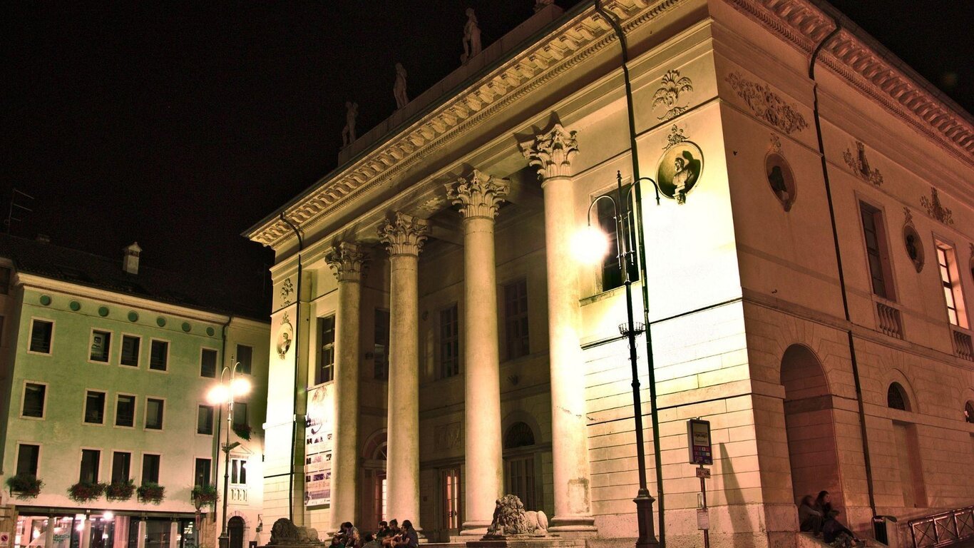 Il Teatro Sociale di Belluno - Un'indagine storico-artistica