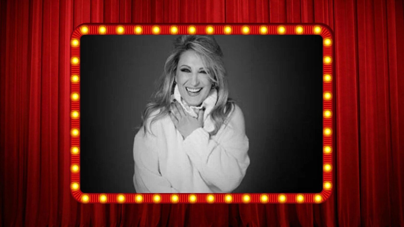 Katia Follesa in "No vabbè, mi adoro"