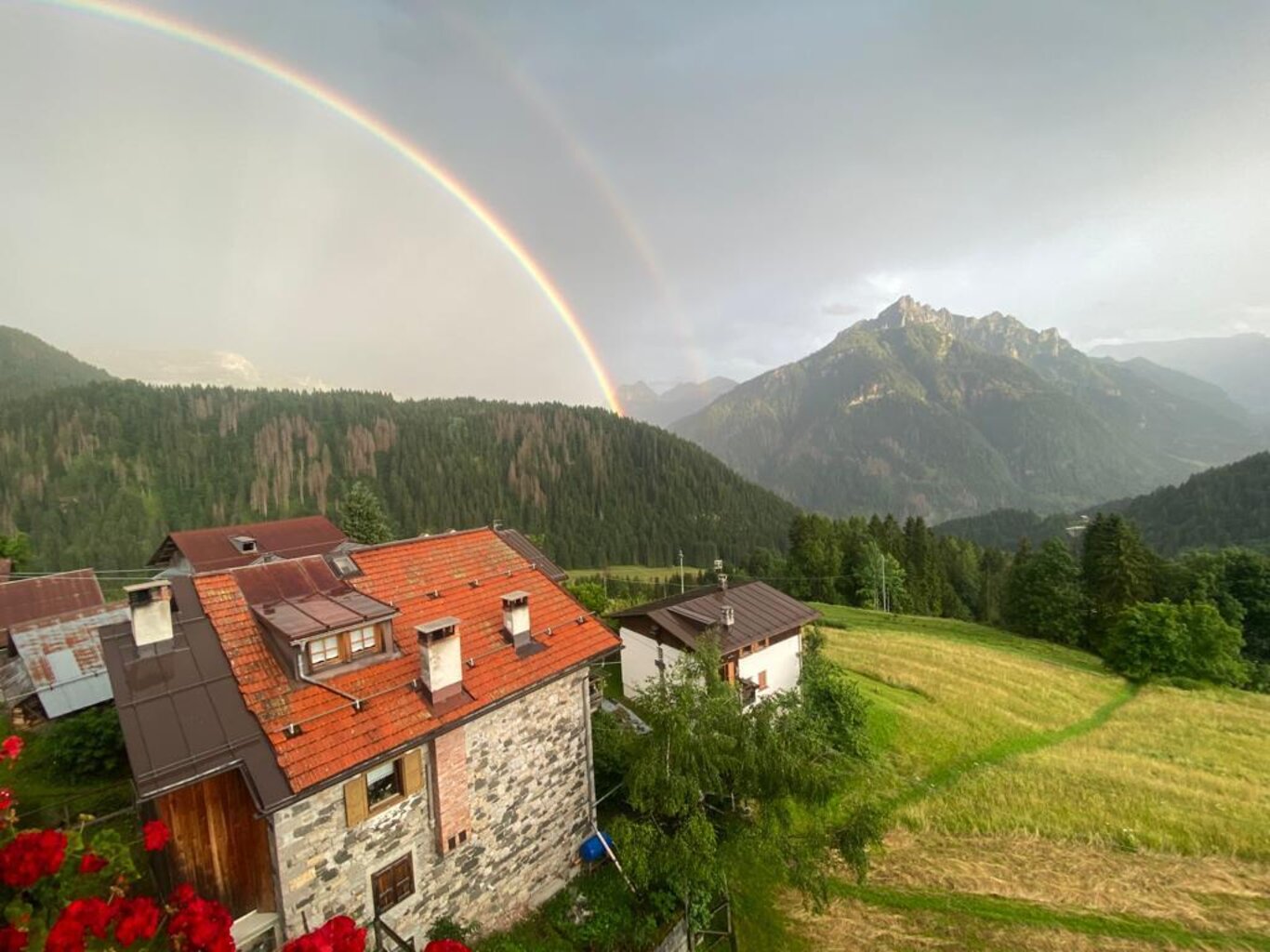 L’arte sacra di San Simon e il villaggio di Cogul