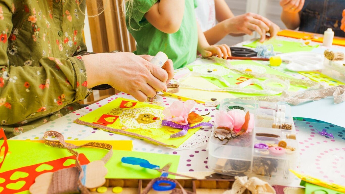 LABORATORIO-GIOCO PER BIMBI CURIOSI DELLA NATURA! LABORATORIO-GIOCO PER BIMBI CURIOSI DELLA NATURA!