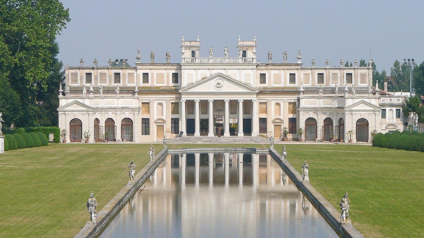 Veduta esterna di Villa Pisani