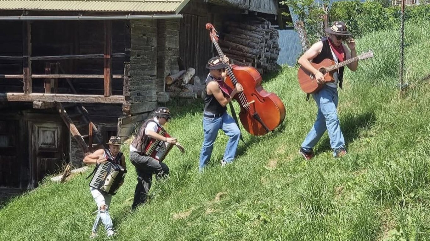 Le Pirie, concerto folk – Contenuto Rimosso