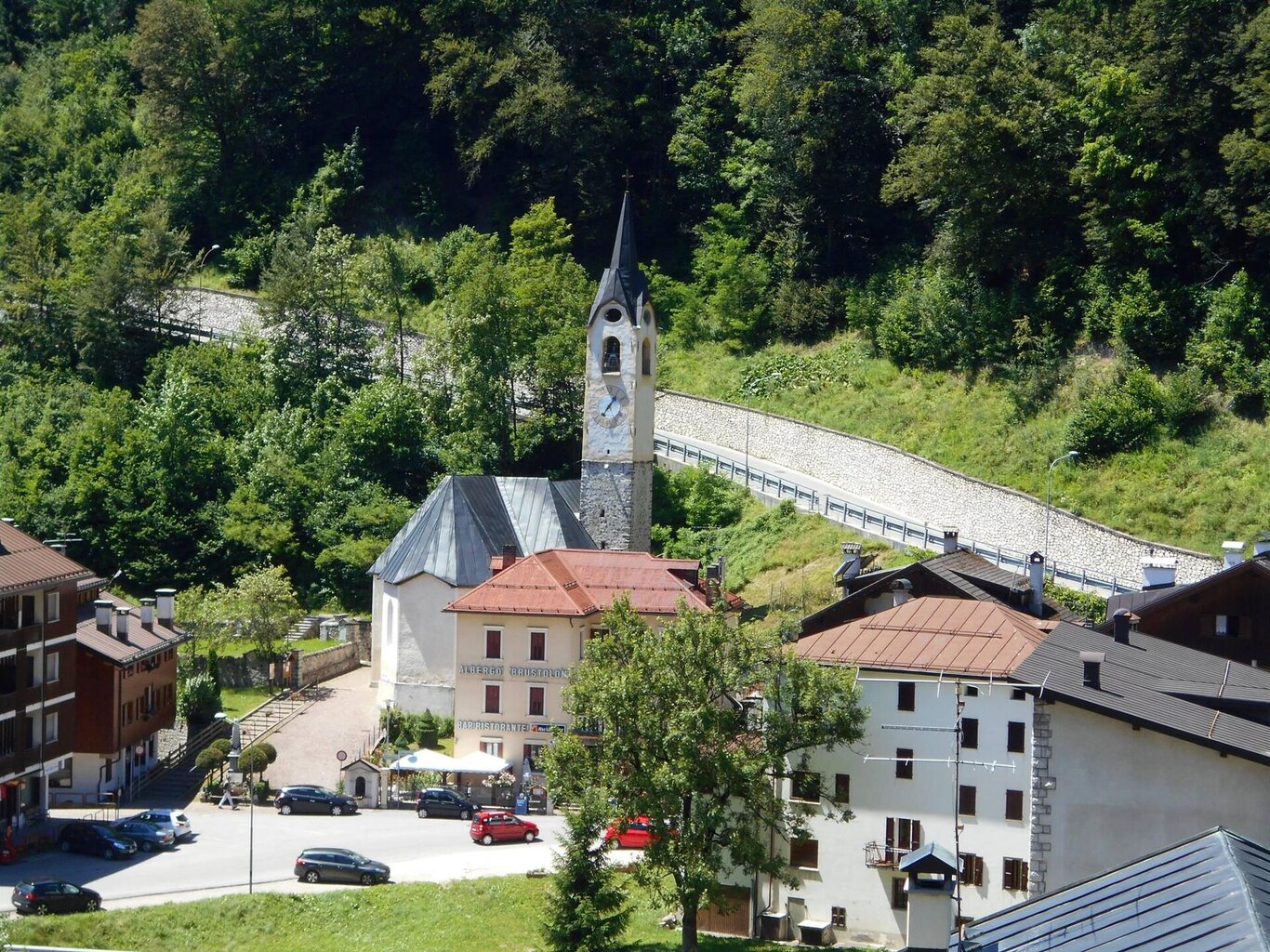 Antiquitäten- und Sammlermarkt