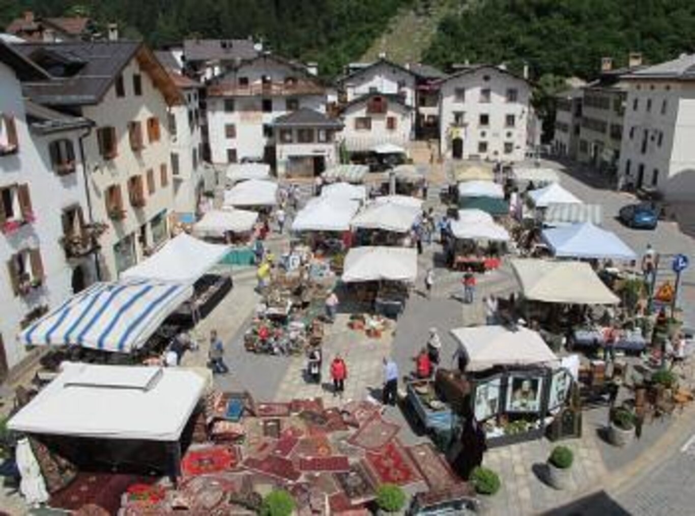 Mercatino di hobbistica