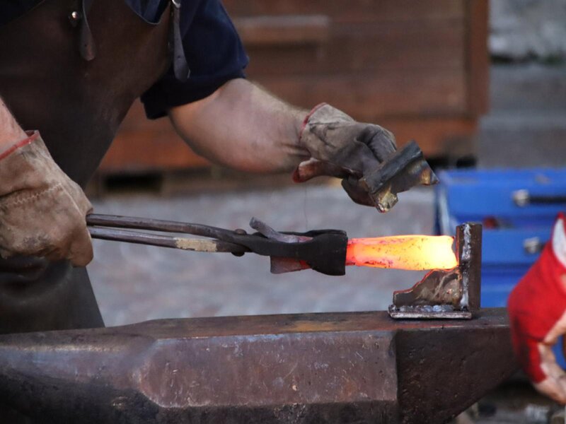 Ausstellung von Kunsthandwerk und traditionellem Kunsthandwerk