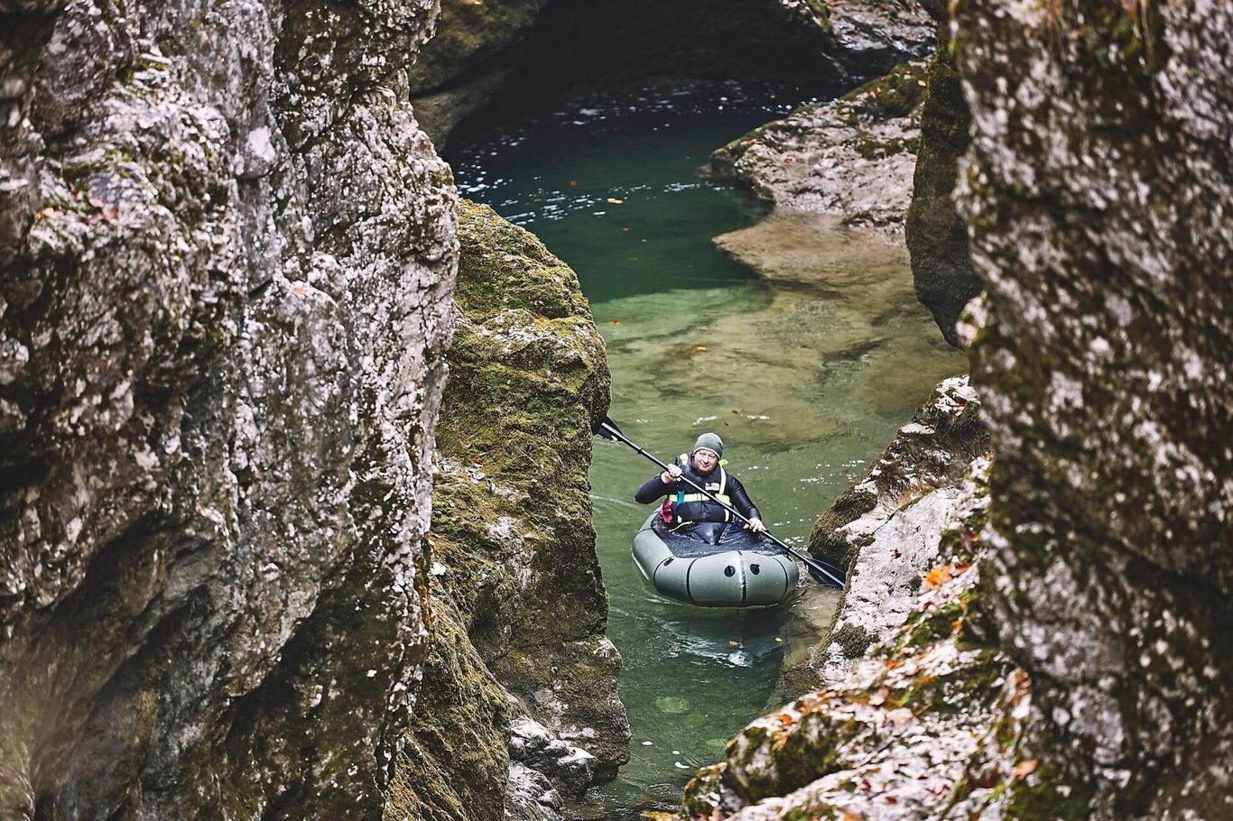 Packraft nel lago di Senaiga