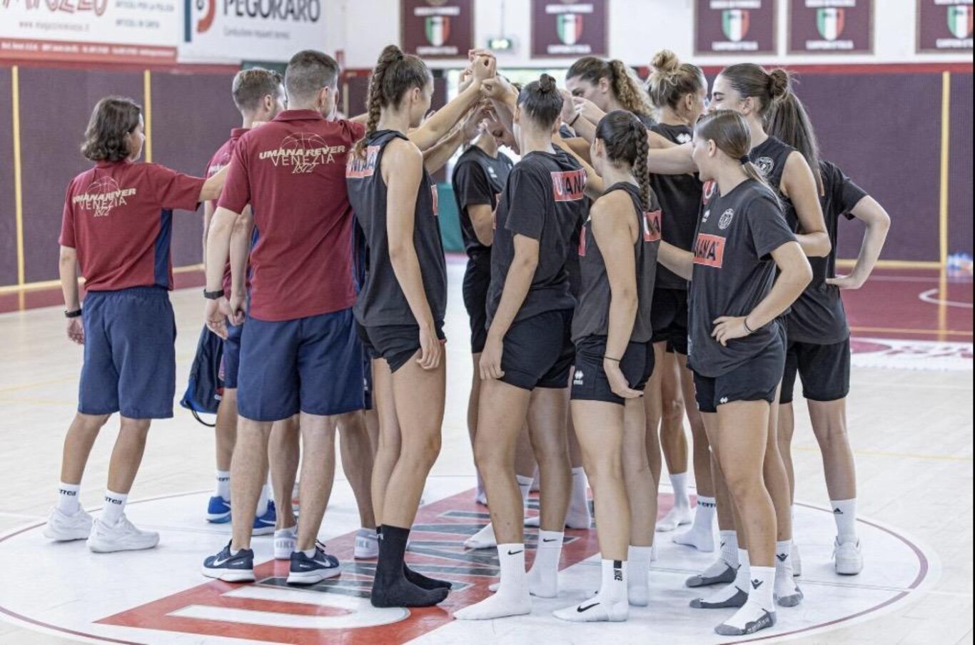 Partita Umana Reyer Venedig weiblich