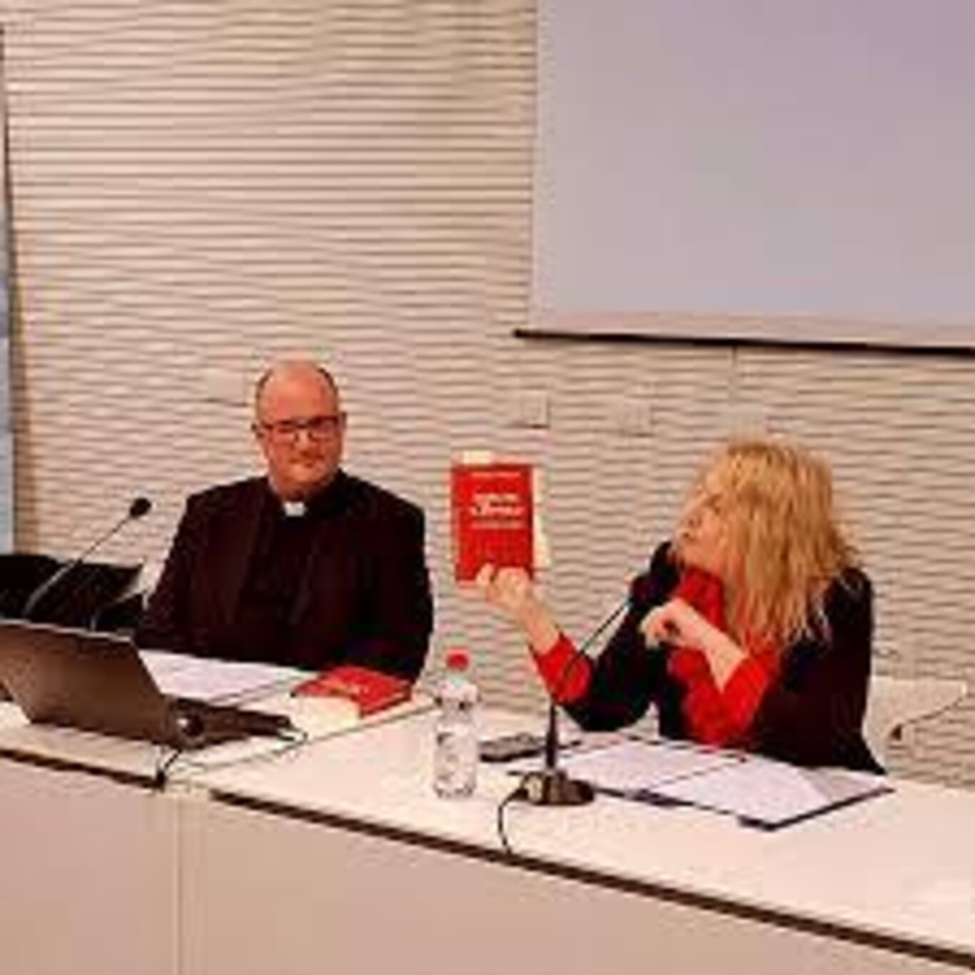 Presentazione del libro sul cardinale Pietro Parolin