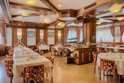 Malita_breakfast_0065_HDR-min Malita_breakfast_0065_HDR-min