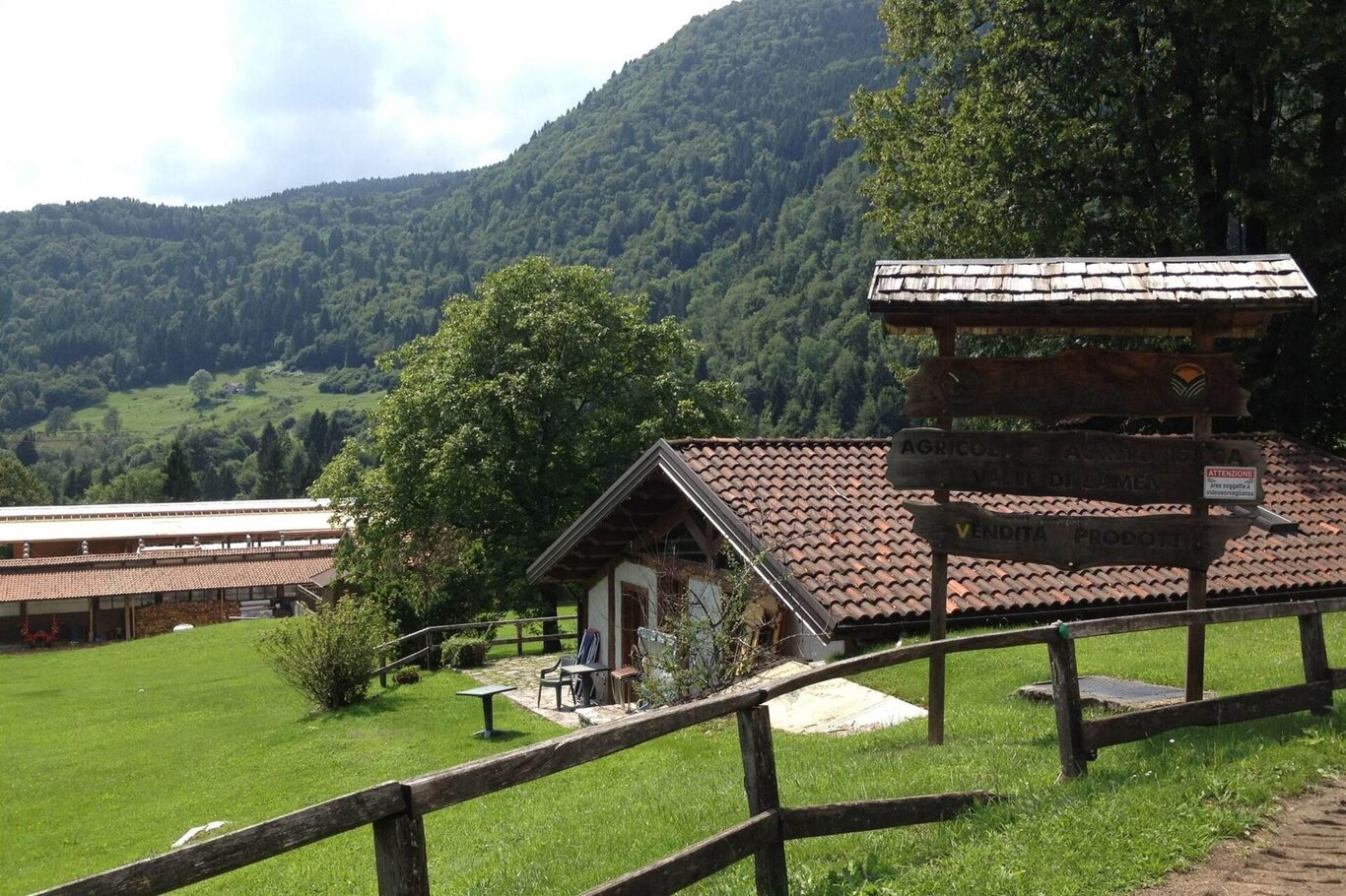 Esterno agriturismo Esterno agriturismo