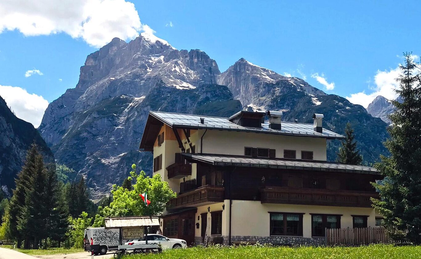 Facciata anteriore Facciata anteriore