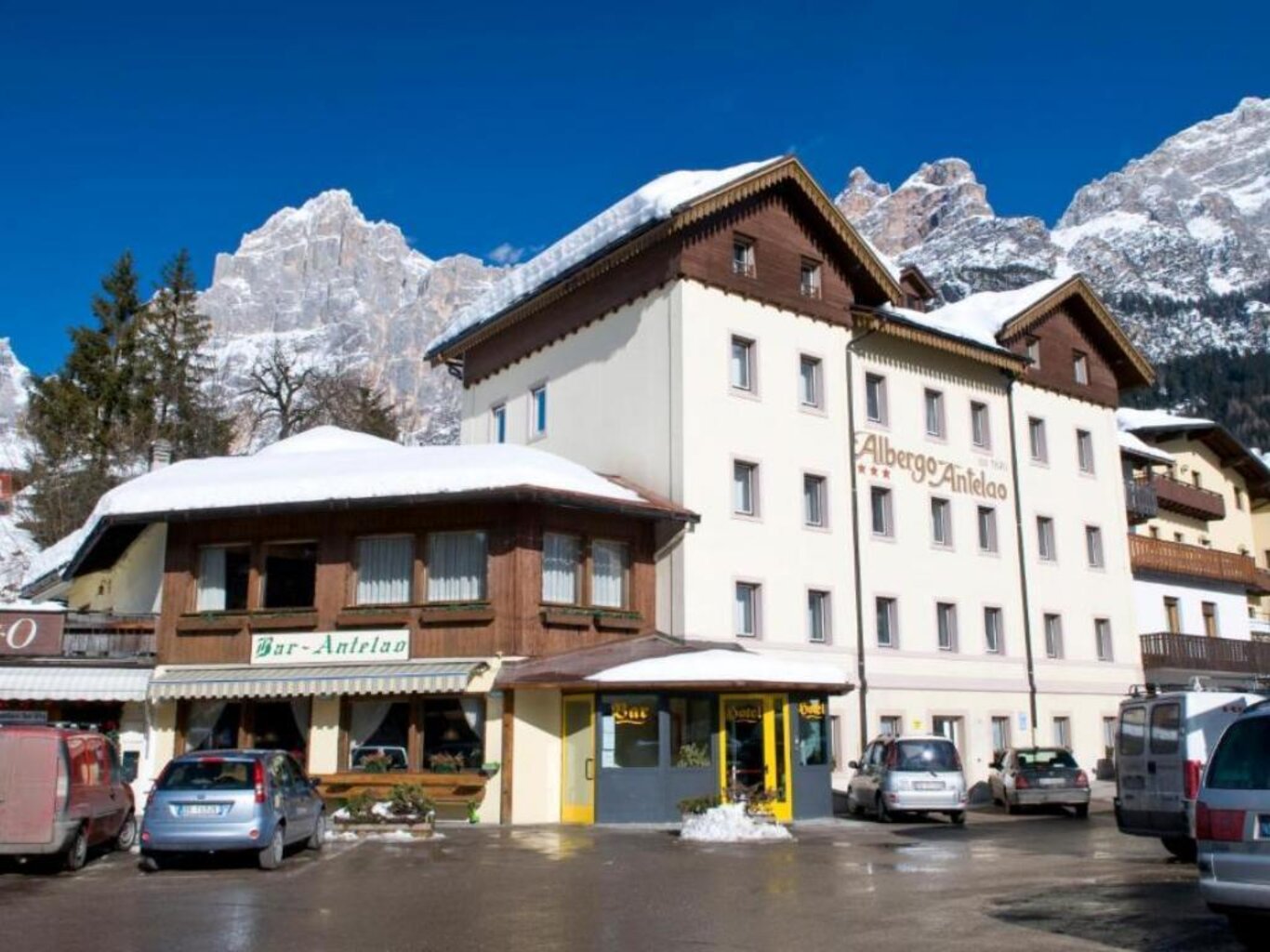 Hotel Antelao-crop Hotel Antelao-crop