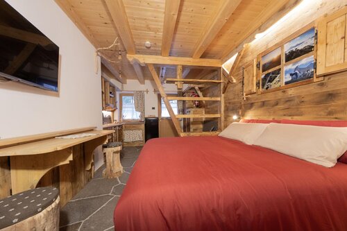 APP. CASA CAIADA FOCHET