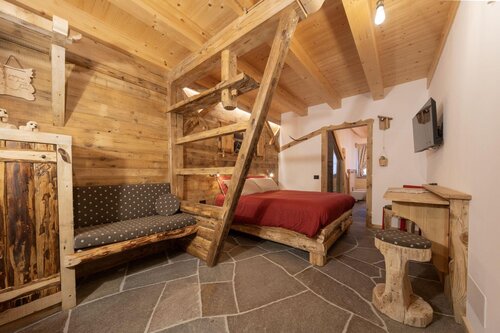 APP. CASA CAIADA FOCHET