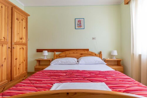 Casa Iris 1_PT (10) Casa Iris 1_PT (10)