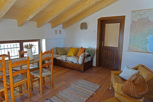 salotto (1) salotto (1)