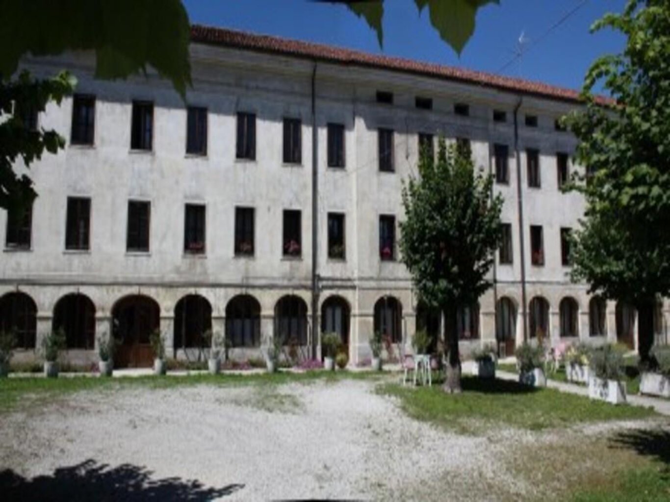 carenzoni (1) carenzoni (1)