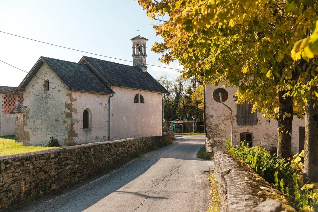 Chiesa del Follo