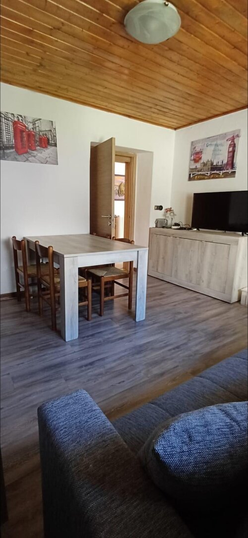 DE VILLA GUIDO