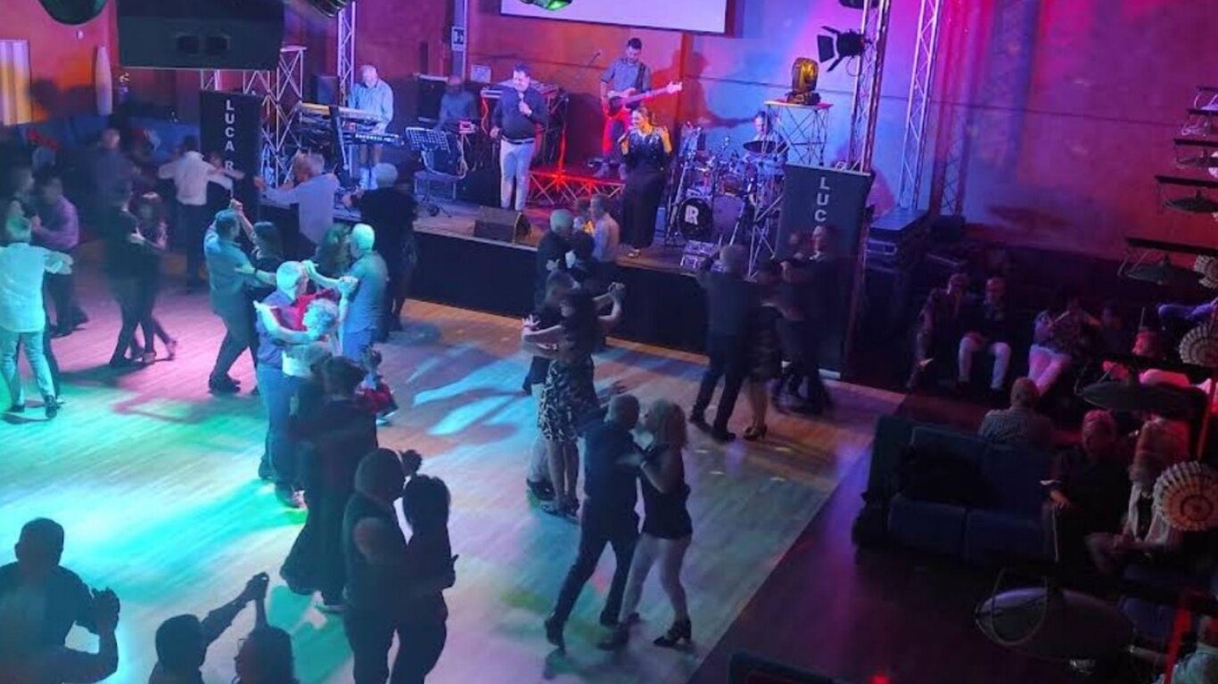 Bandiera Gialla sala