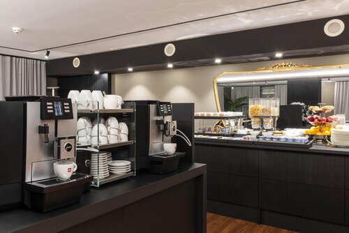 MN3_4825 (1) MN3_4825 (1)