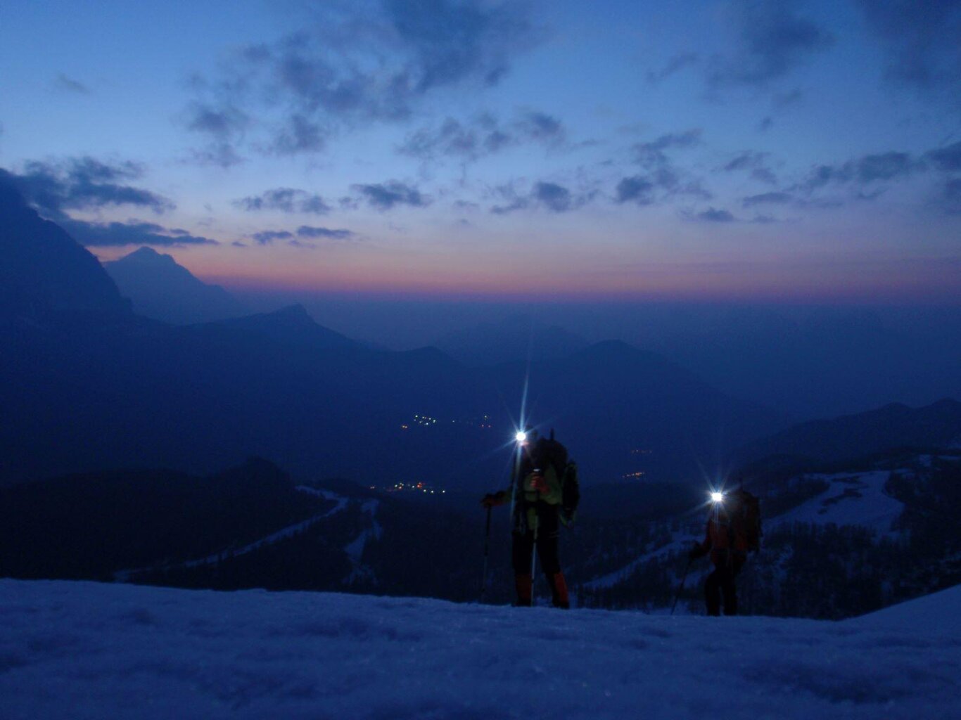 ciaspolata in notturna