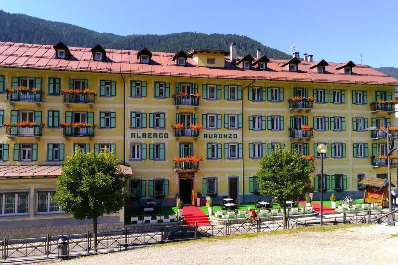Esterno