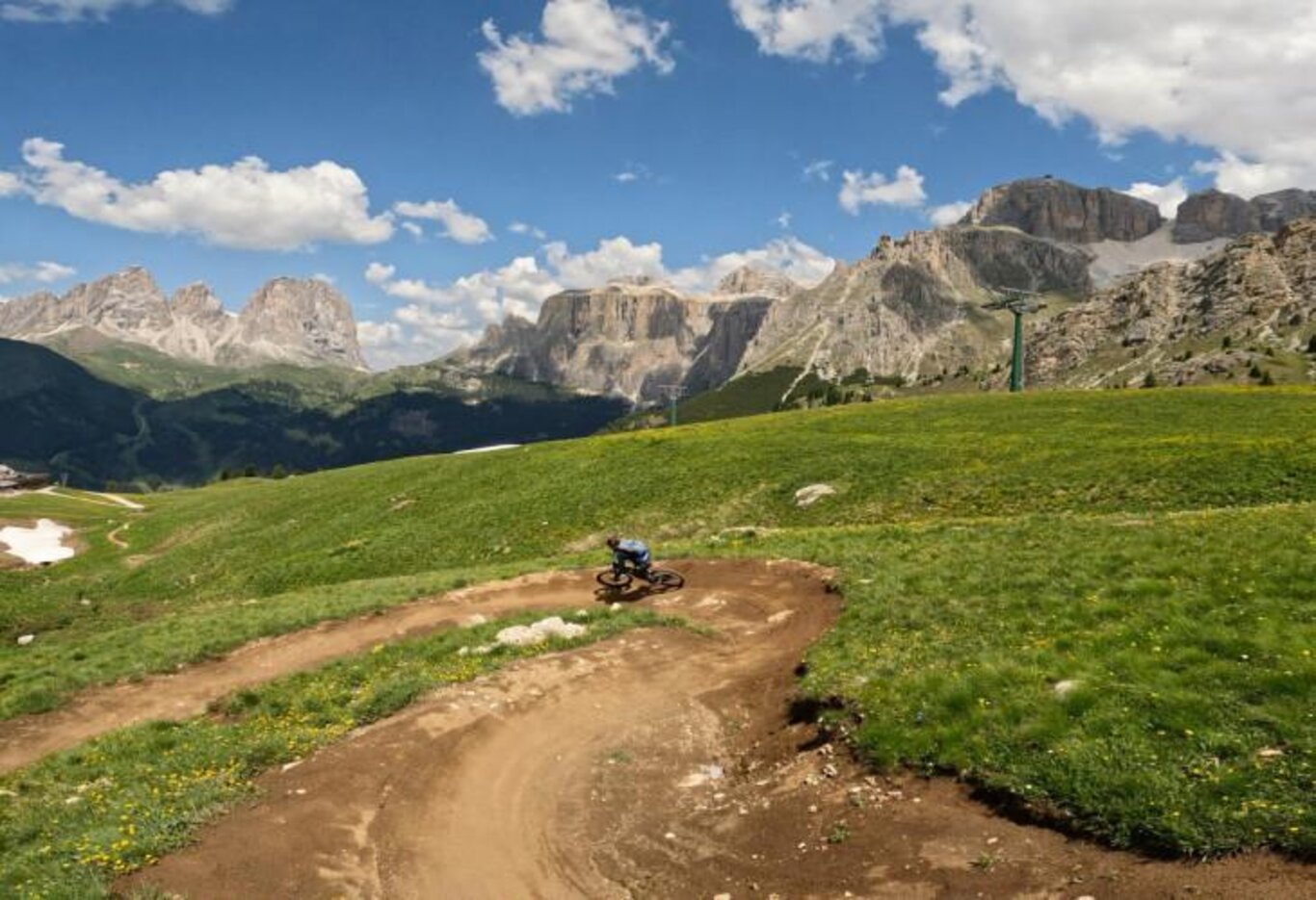 MONTAG - Geführte Sellaronda-MTB-Tour